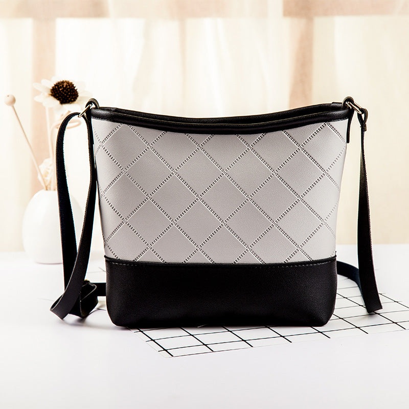 Embossed Diamond Plaid Retro Bucket Bag