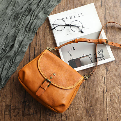 Vintage Handmade Leather Bag – Retro & Timeless Style